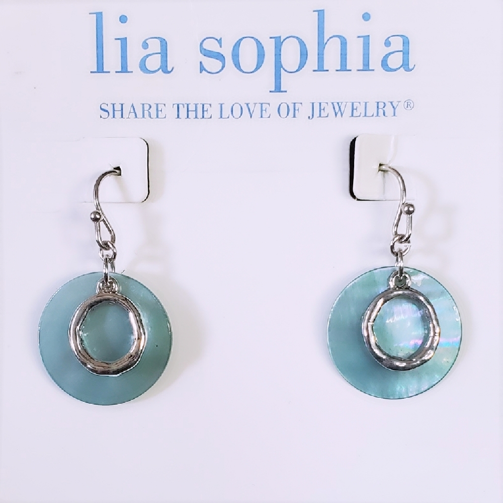 *NWT* Lia Sophia earrings
